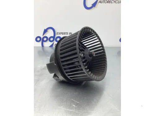 Kachel Ventilatiemotor-7043403