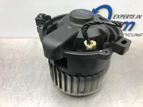 Kachel Ventilatiemotor-6336950