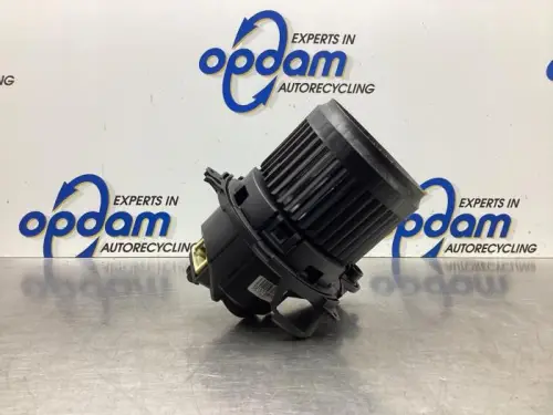 Kachel Ventilatiemotor-8010216