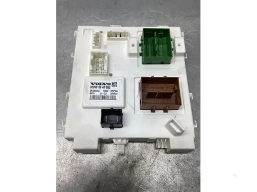 Central electronic module-7435092