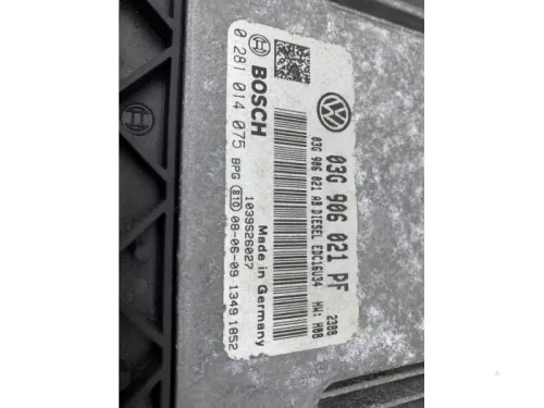 Computer Motormanagement-8201871 (21513303)