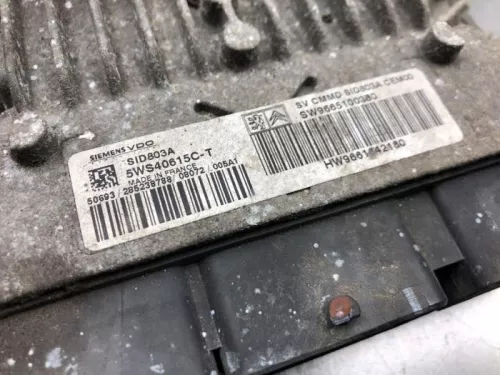 Computer Motormanagement-8266228 (21764315)
