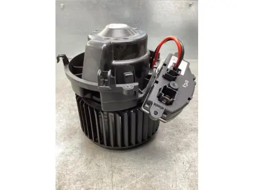 Kachel Ventilatiemotor-8107470
