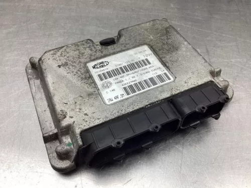 Computer Motormanagement-7939114 (18180732)