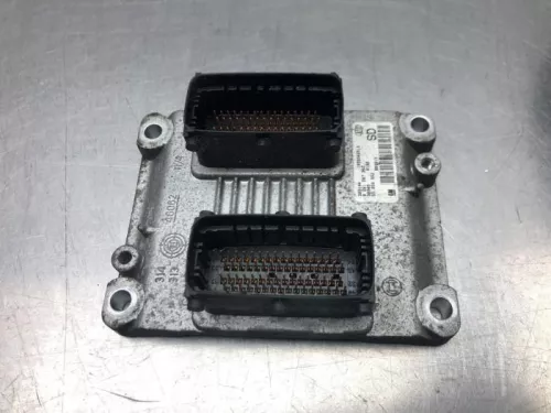 Computer Motormanagement-8185459 (20646744)