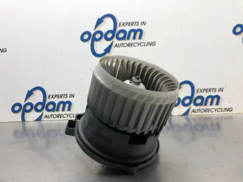 Kachel Ventilatiemotor-8151122