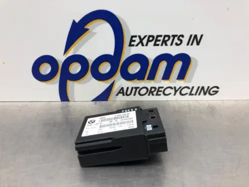 Stoelverwarmings module-8218145