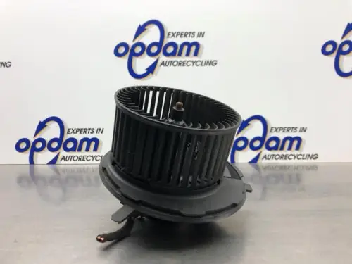 Kachel Ventilatiemotor-8221705