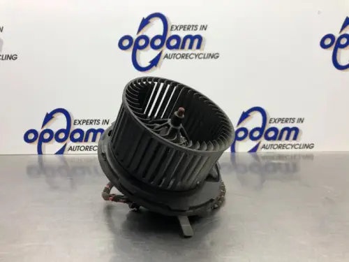 Kachel Ventilatiemotor-8227979