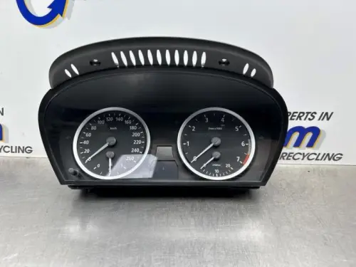 Kilometerteller KM-8206625