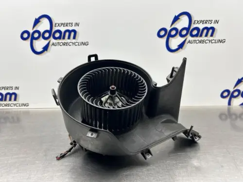 Kachel Ventilatiemotor-8321576
