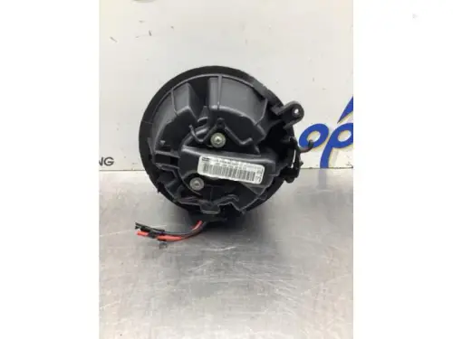 Kachel Ventilatiemotor-8079548