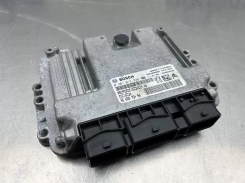 Computer Motormanagement-8324296 (22648613)