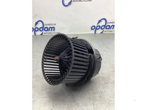 Kachel Ventilatiemotor-8037708