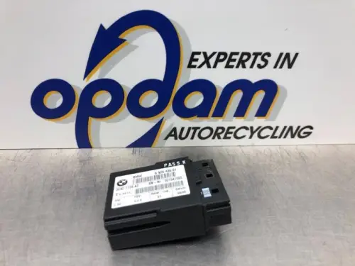 Stoelverwarmings module-8218145
