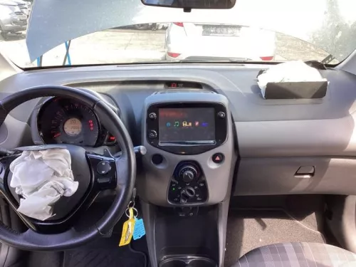 Dashboardkastje-8064679 (19044824)