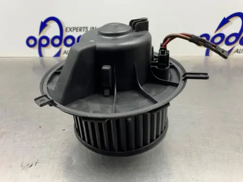 Kachel Ventilatiemotor-8226425