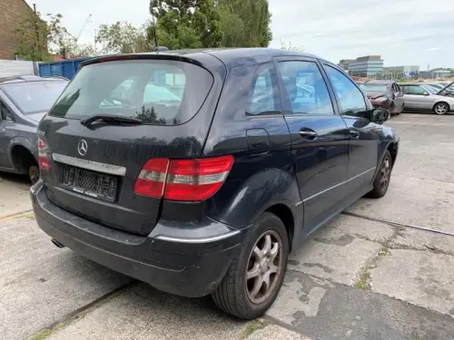 Achteras voorwielaandrijving-8225158