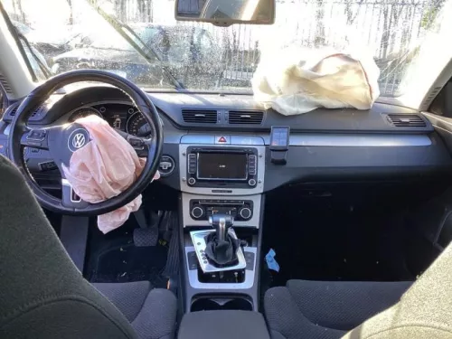 Dashboardkastje-7938933 (17867238)