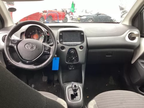Dashboardkastje-8031645 (18621208)