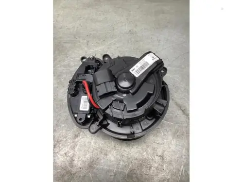 Kachel Ventilatiemotor-8103542