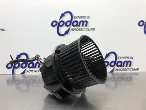 Kachel Ventilatiemotor-8078381