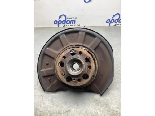 Fusee rechts-achter-8162486
