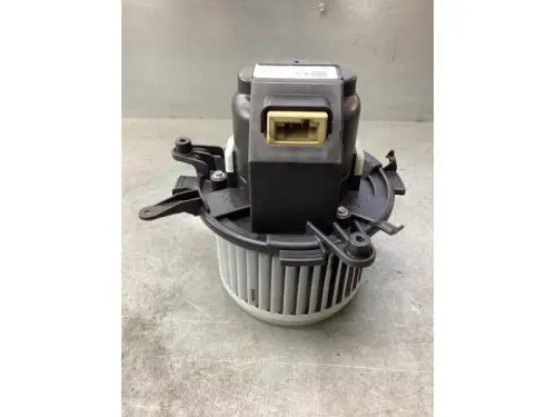 Kachel Ventilatiemotor-8103469
