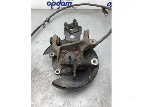 Fusee rechts-achter-8043966