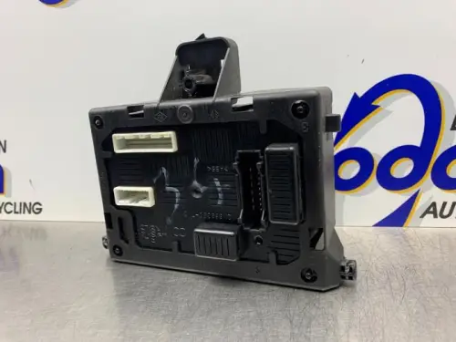 Computer Body Control-8246928