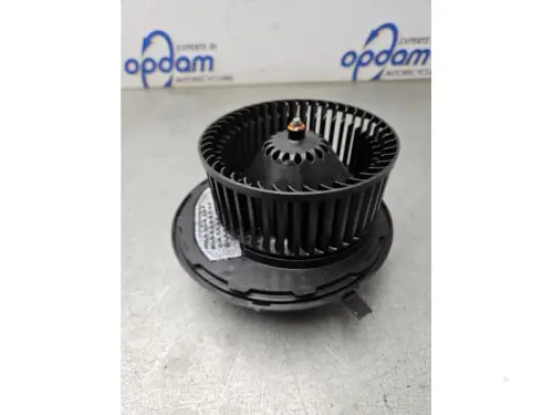 Kachel Ventilatiemotor-8190783
