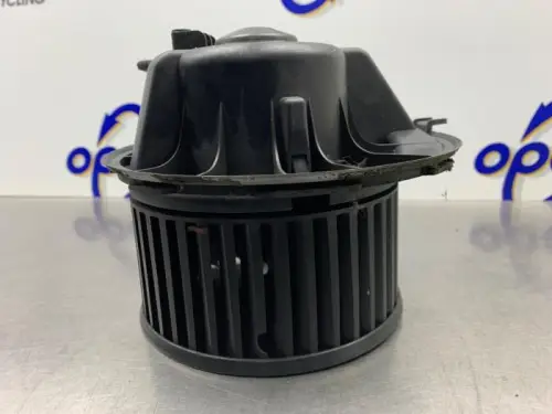 Kachel Ventilatiemotor-8252843