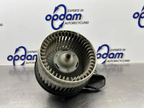 Kachel Ventilatiemotor-8221622