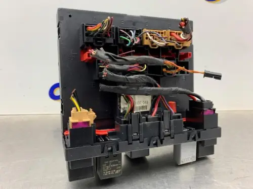 Computer Body Control-8280715