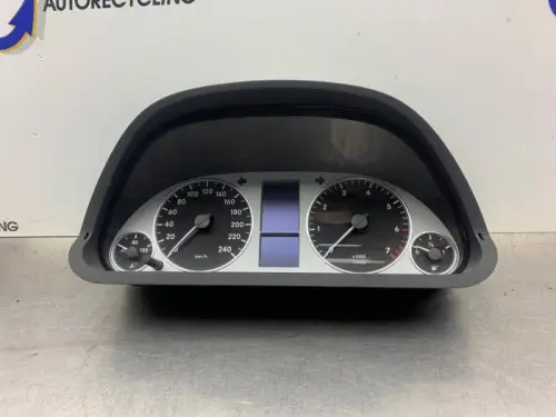 Kilometerteller KM-8321810