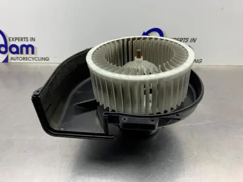 Kachel Ventilatiemotor-8221393
