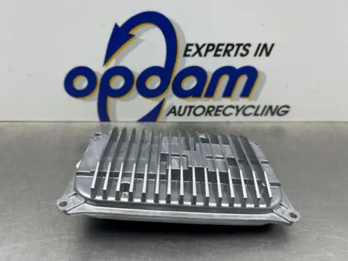 Xenon module-