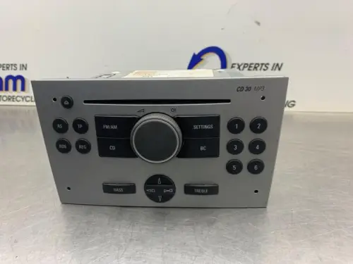 Radio CD Speler-8360181