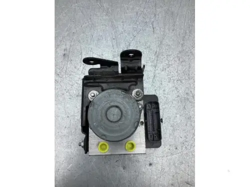 ABS Pomp-8398789