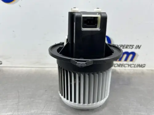 Kachel Ventilatiemotor-8362497