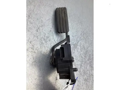 Gaspedaalpositie Sensor-8400945