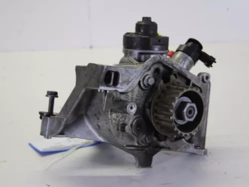 Dieselpomp-7883911 (9109645)