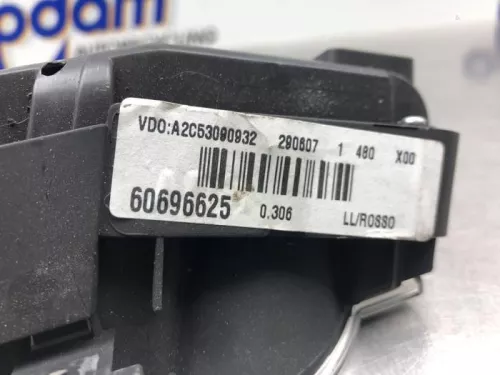 Display Interieur-8235154 (21786081)