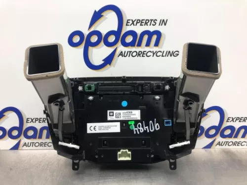 Display Multi Media regelunit-8160979 (20401033)