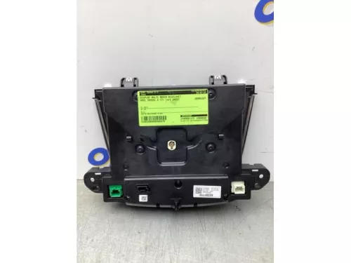 Display Multi Media regelunit-8137457 (21041928)