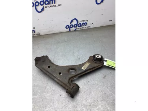 Draagarm onder links-voor-8261691