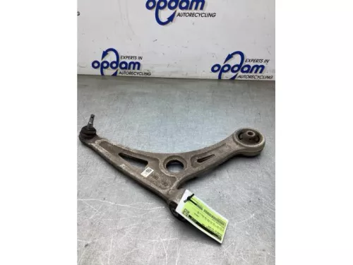 Draagarm onder rechts-voor-8208882