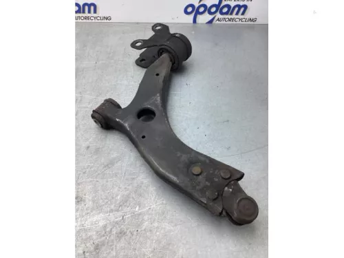 Draagarm onder rechts-voor-8184038 (20971568)