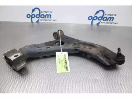 Draagarm onder rechts-voor-7581719 (14253347)