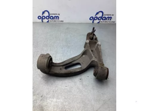 Draagarm onder rechts-voor-7736966 (18525094)